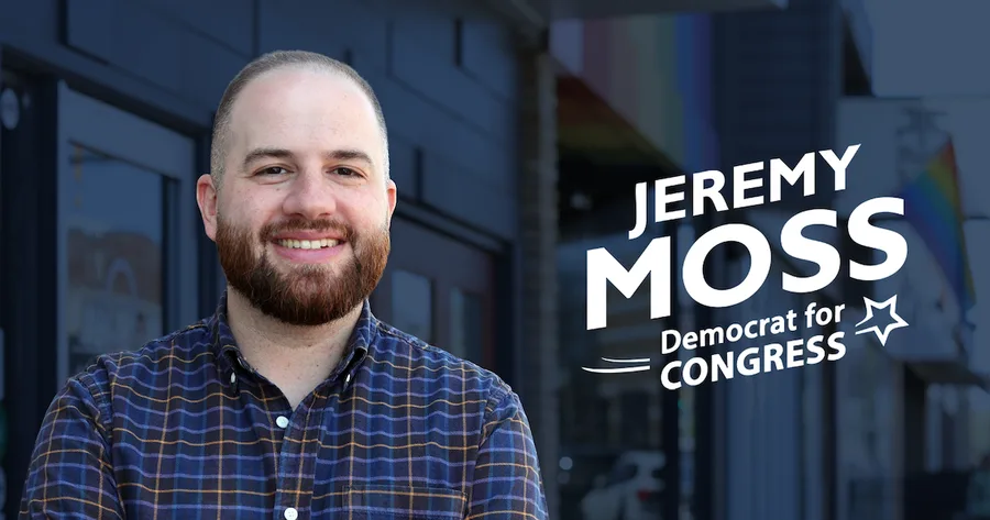 Jeremy Moss — Headshot