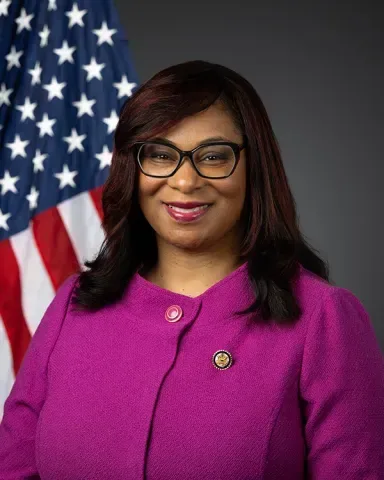 Janelle Bynum — Portrait