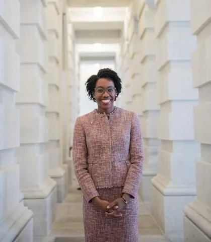 Lauren Underwood — Portrait