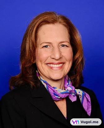 Kim Schrier — Photo