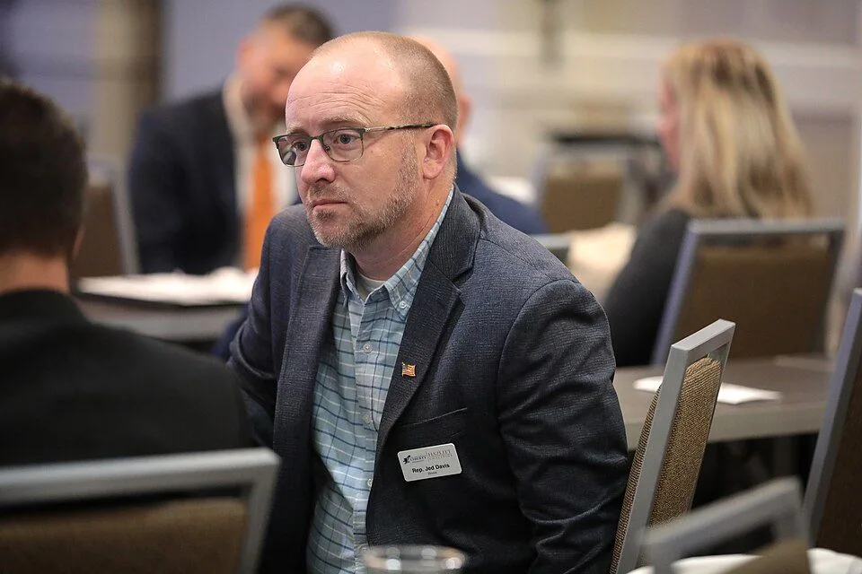 Jed Davis — Photo