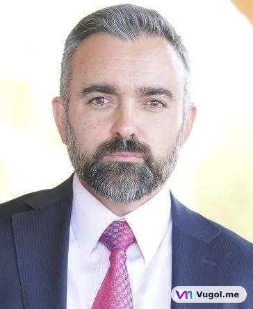 Raúl Torrez — Photo