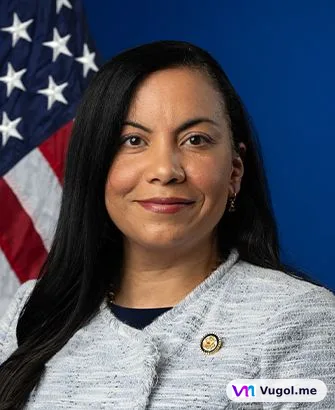 Analilia Mejia — Photo