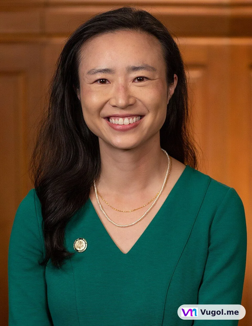 Connie Chan — Photo