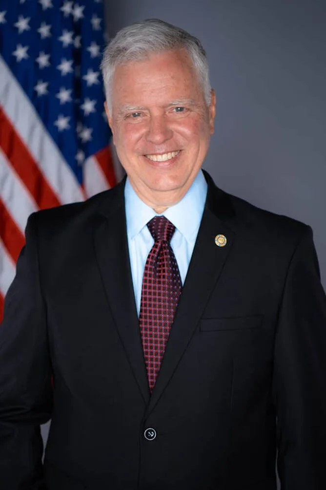 Raymond Riehle — Portrait