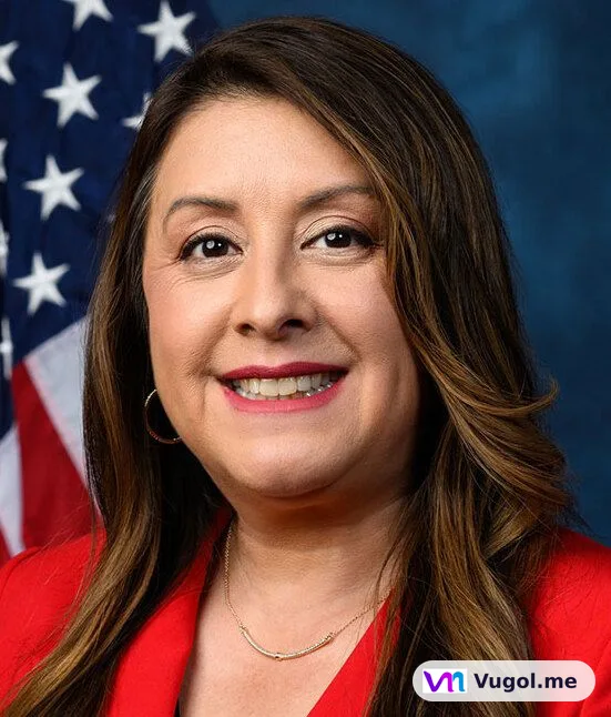 Luz Rivas — Photo