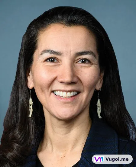 Mary Peltola — Headshot