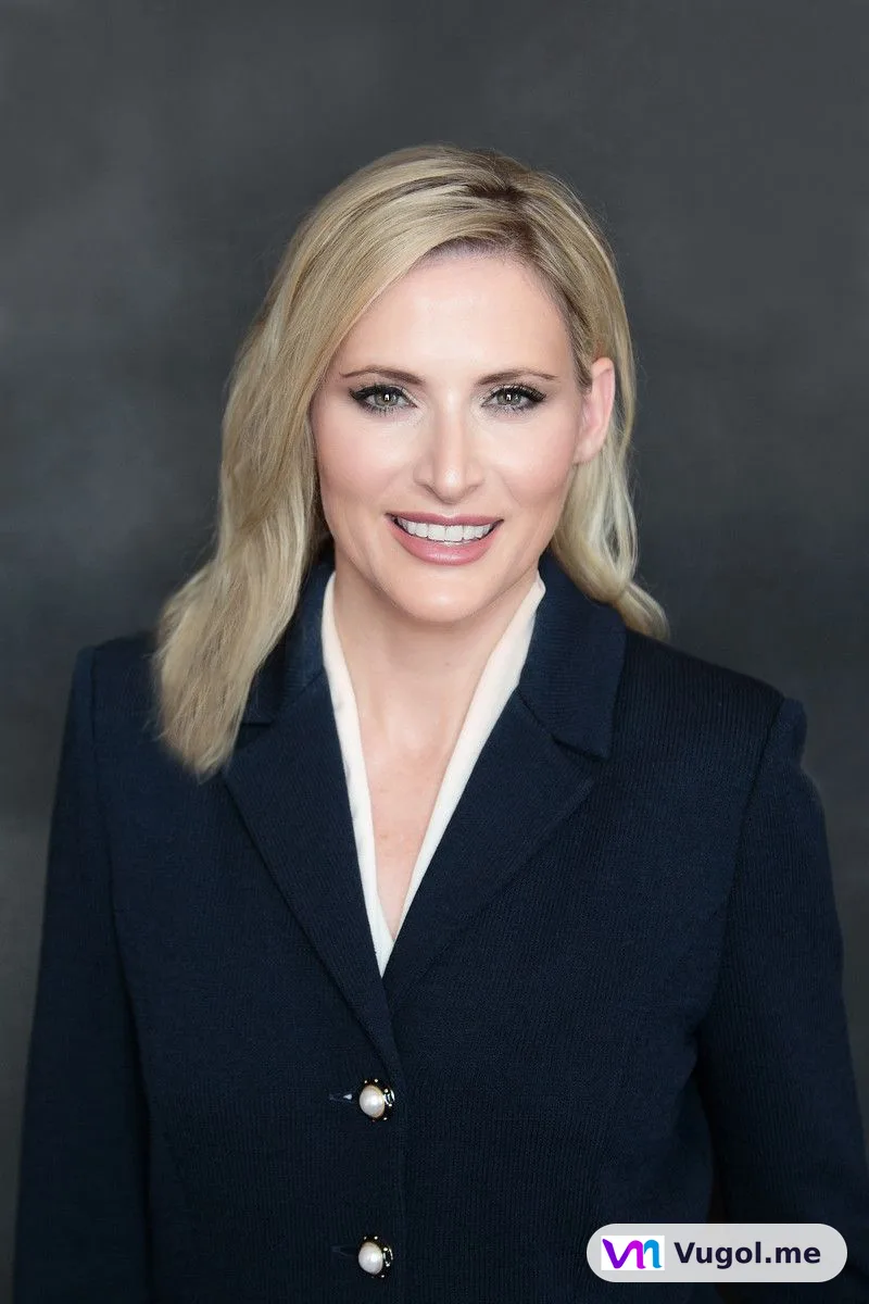 Laurel Lee — Photo