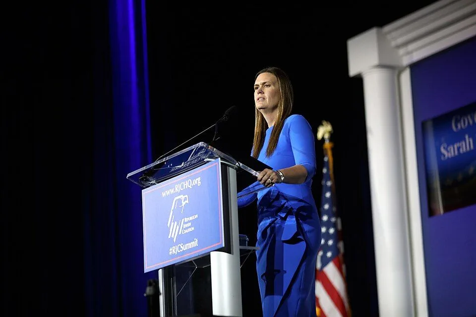 Sarah Huckabee Sanders — Photo