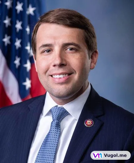 Portrait of Chris Pappas