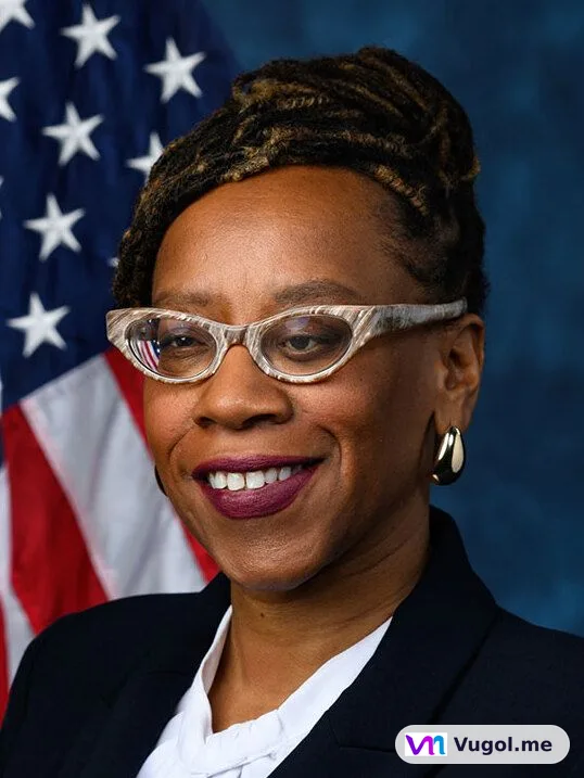 Lateefah Simon — Photo