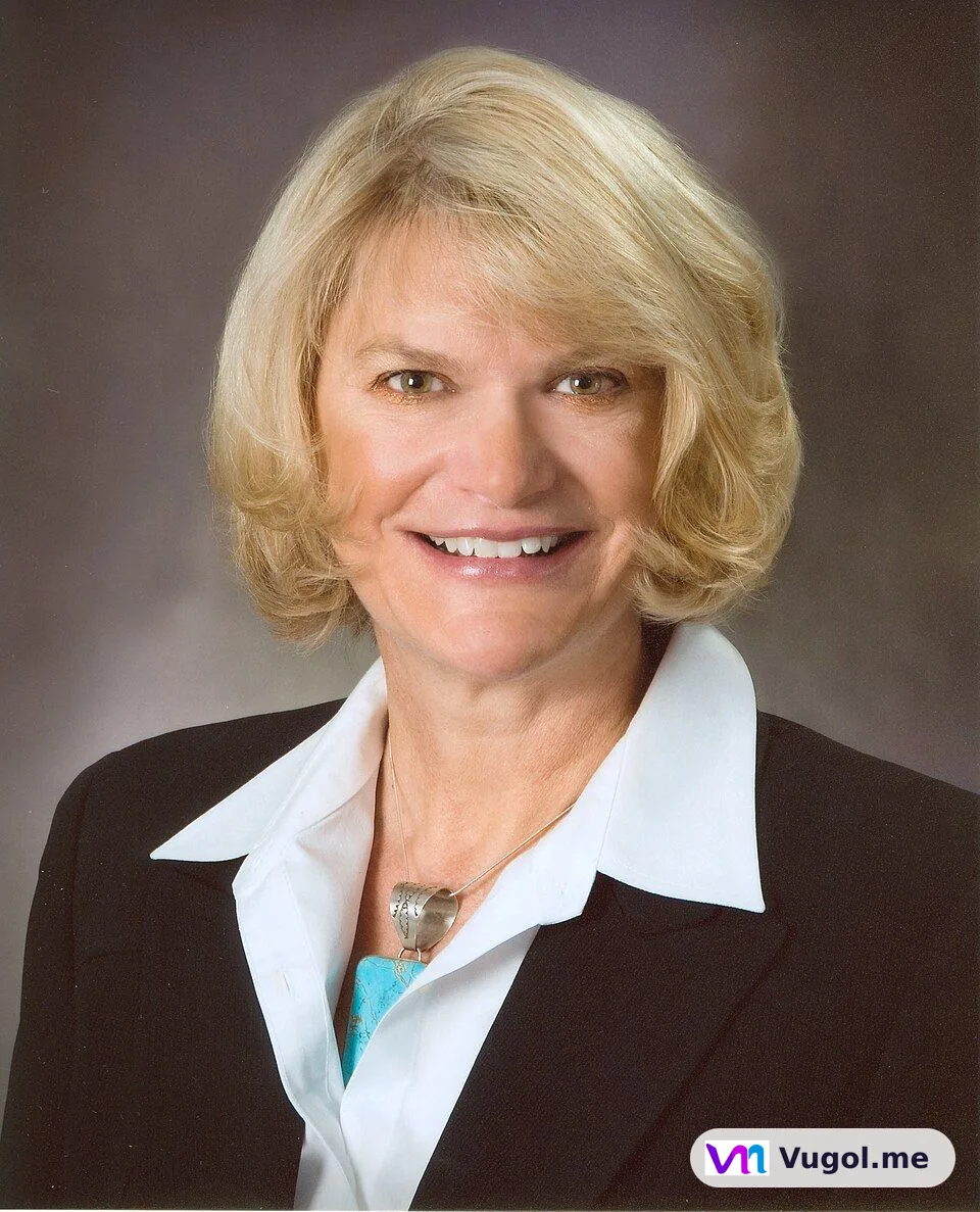 Cynthia Marie Lummis — Photo