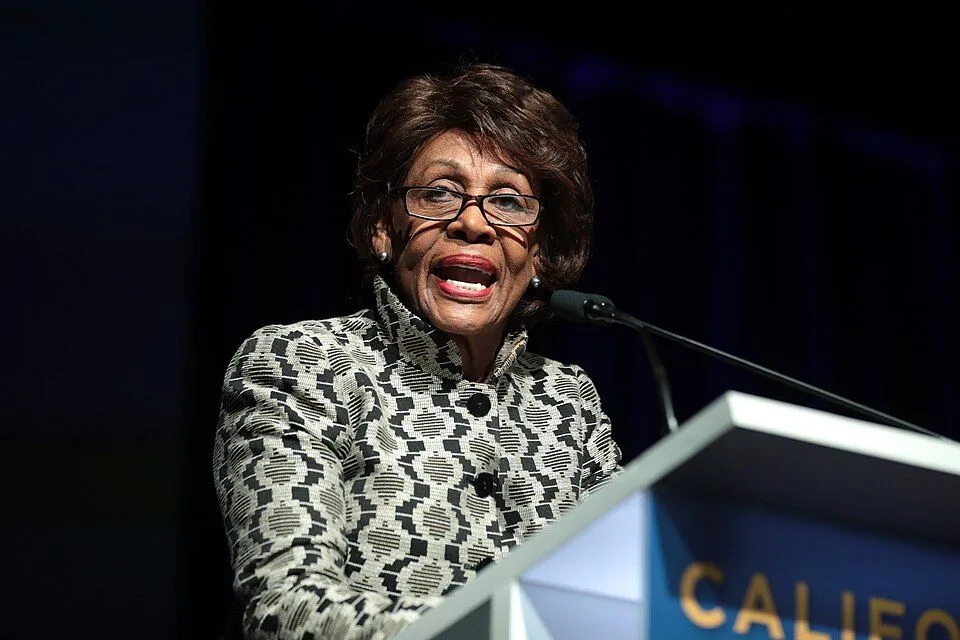 Maxine Waters — Photo