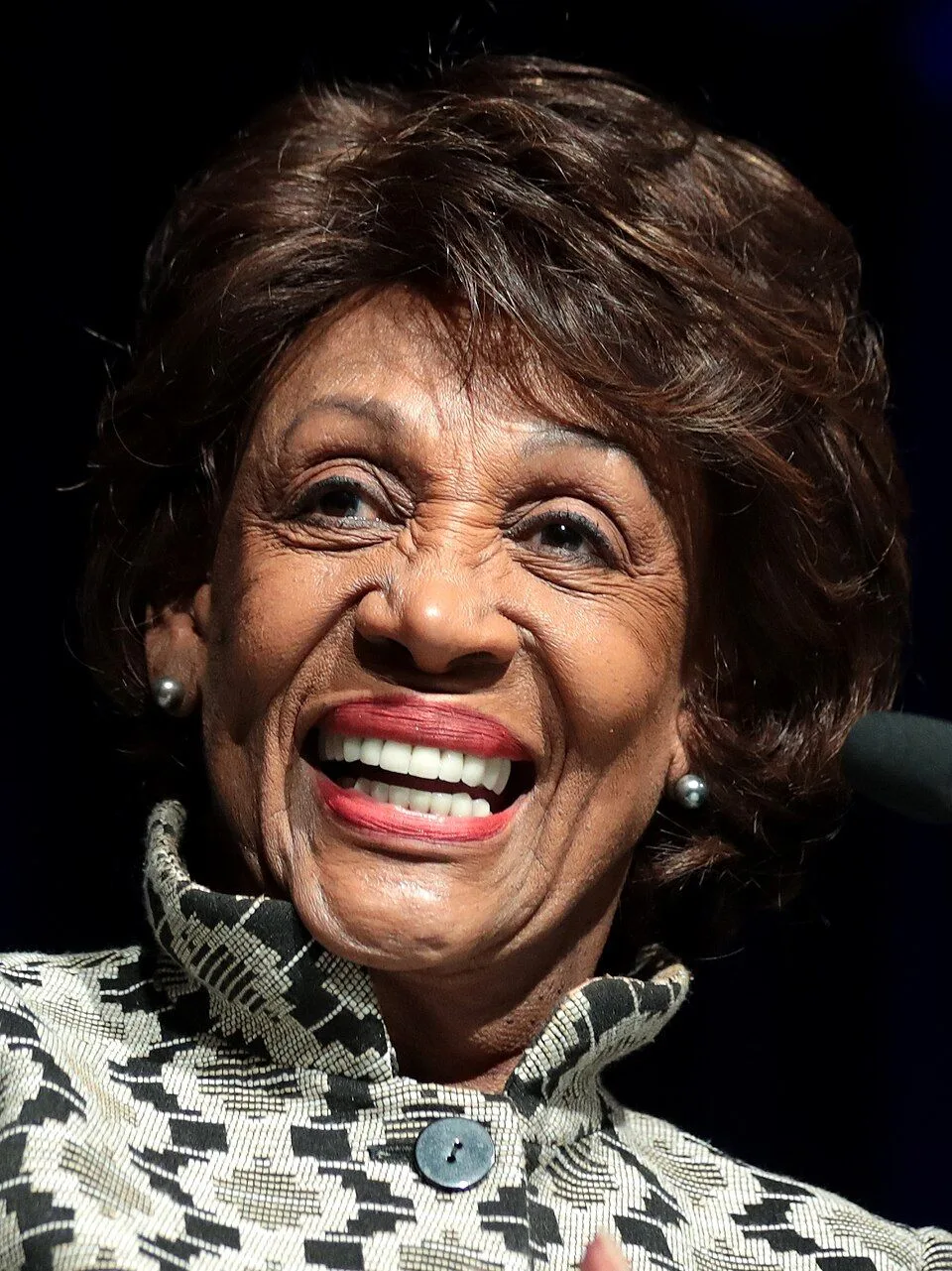 Maxine Waters — Photo