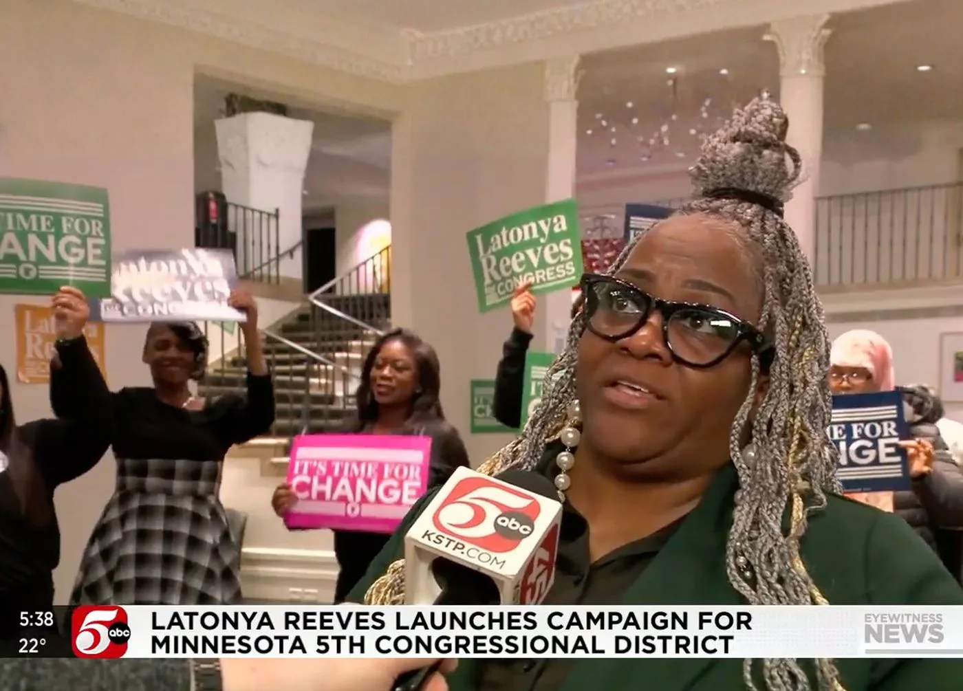 Latonya T Reeves — Photo