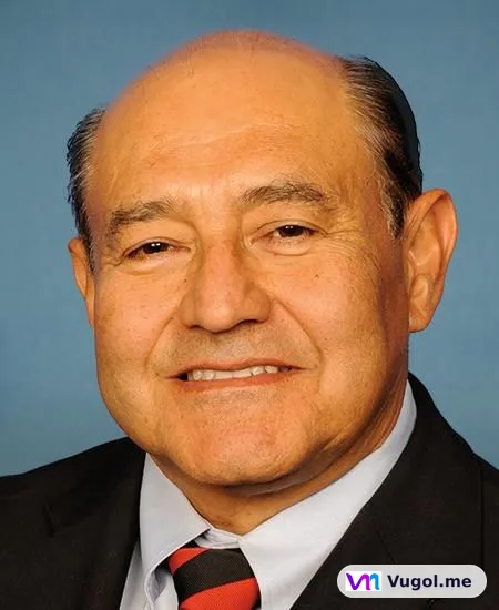 Lou Correa — Photo