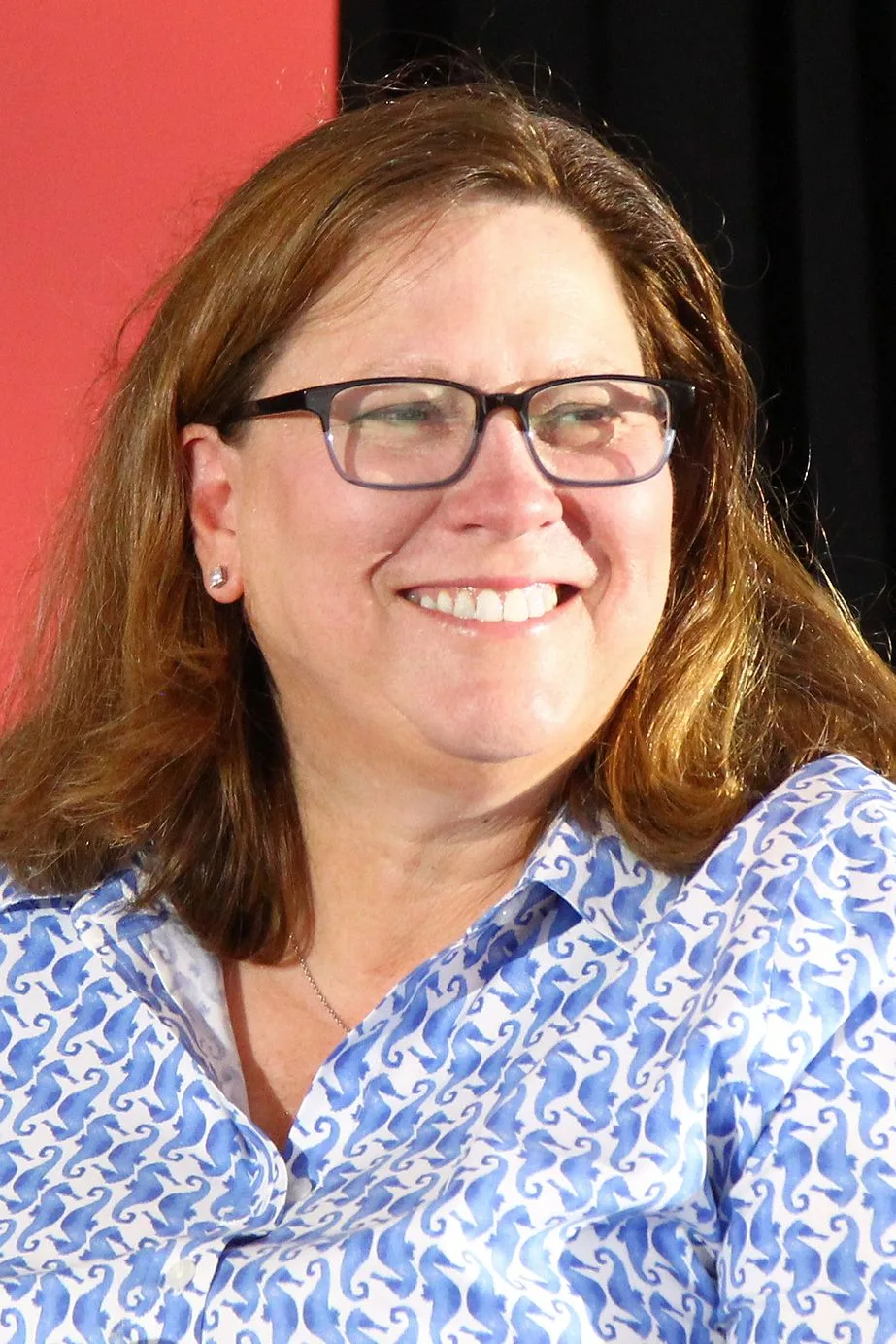 Julie Johnson — Photo