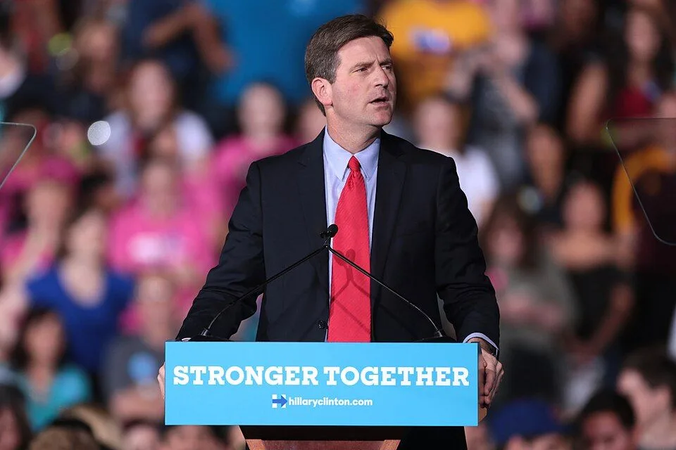 Greg Stanton — Photo