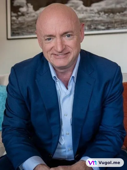 Portrait of Mark Kelly