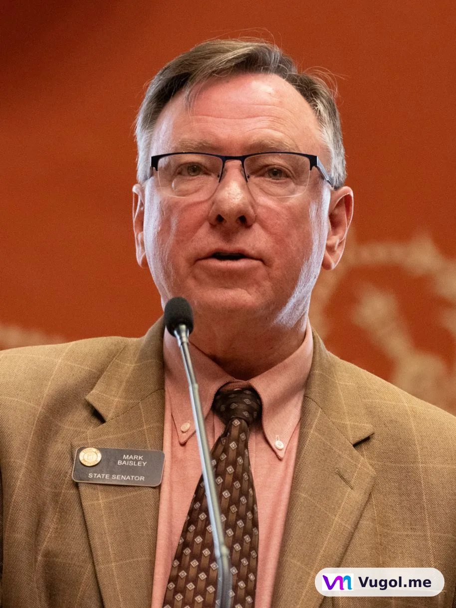 Mark Baisley — Photo