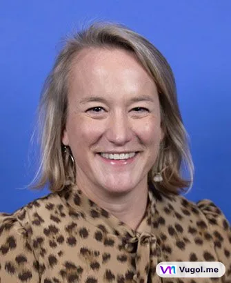 Nikki Budzinski — Photo