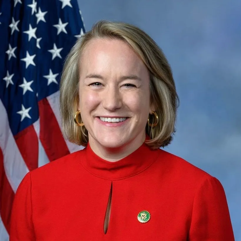 Nikki Budzinski — Photo