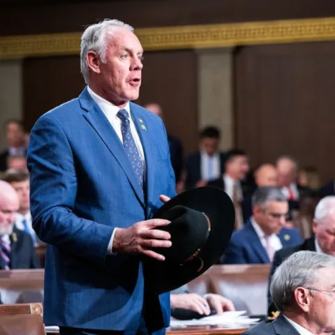Ryan K Zinke — Photo