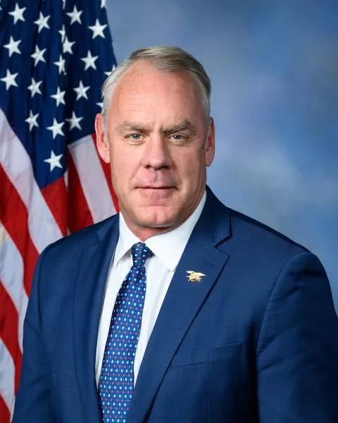 Ryan K Zinke — Photo