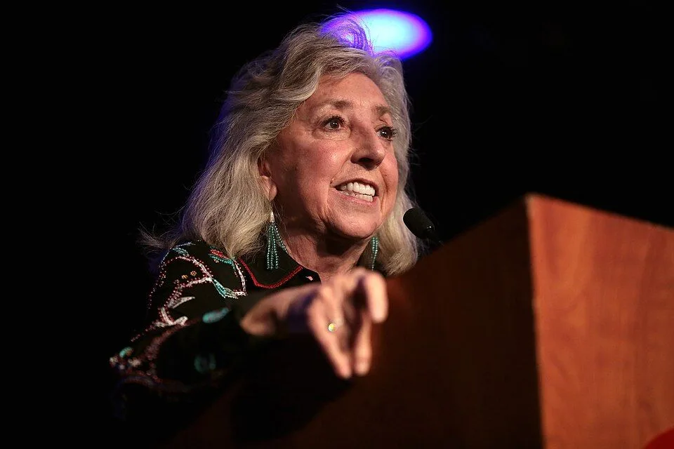 Dina Titus — Photo