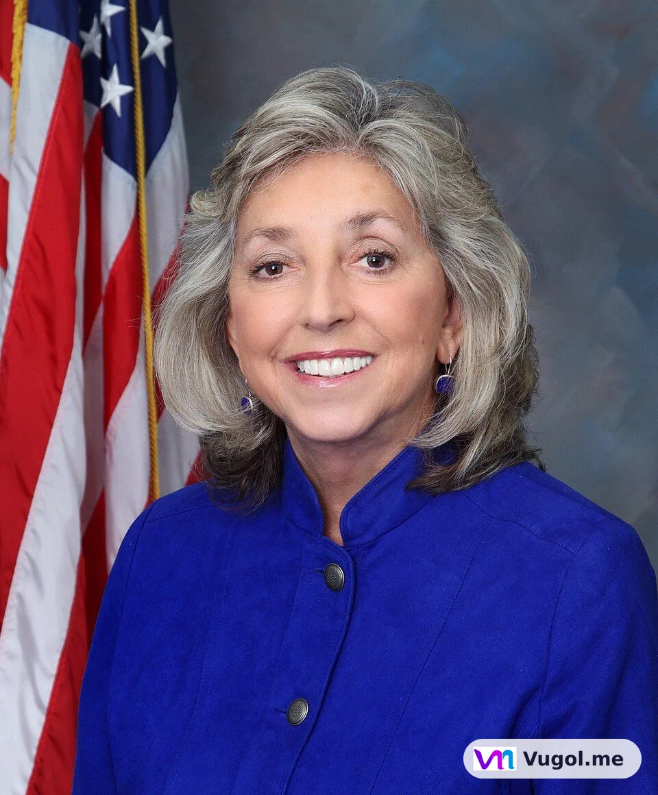 Dina Titus — Photo