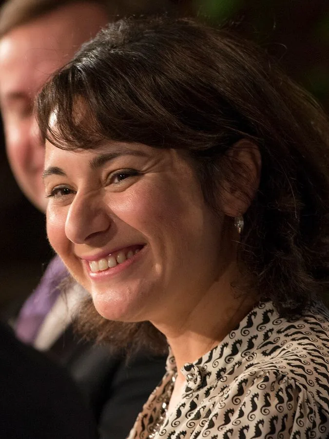 Gina Hinojosa — Headshot