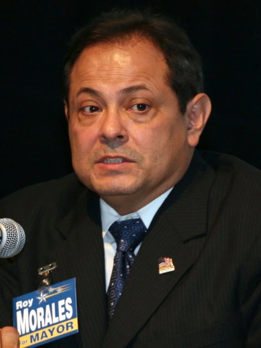 Roy Morales — Photo