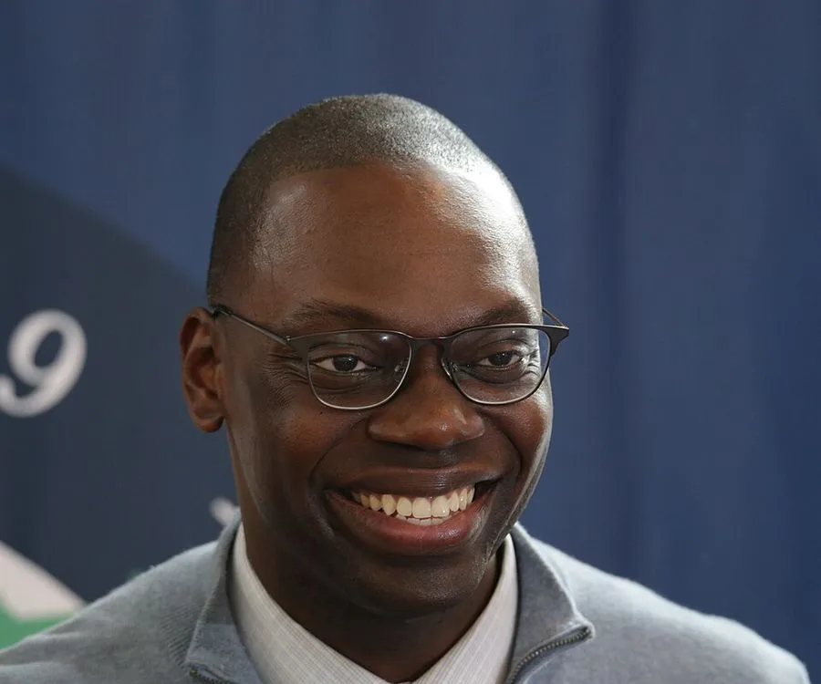 Garlin Gilchrist — Headshot