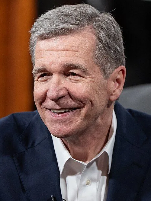 Portrait of Roy Cooper