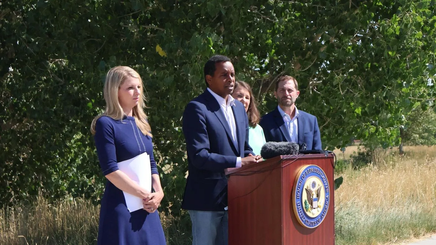Joseph Neguse — Portrait