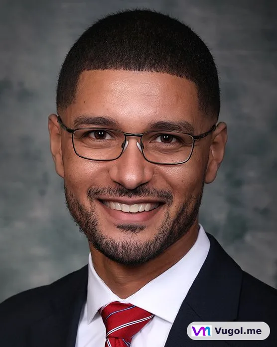 Kevin J Lincoln II — Photo
