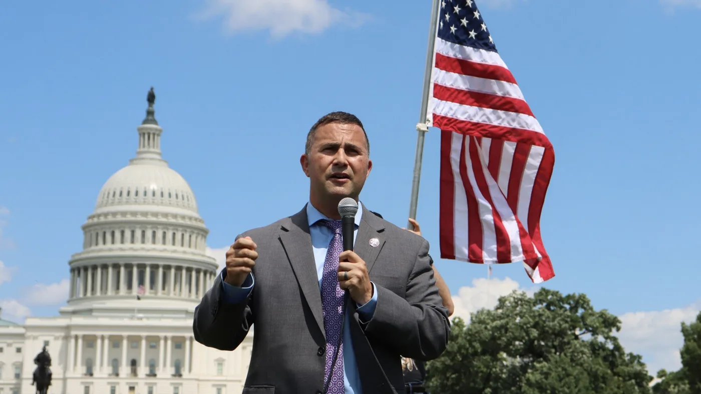Darren Soto — On the trail