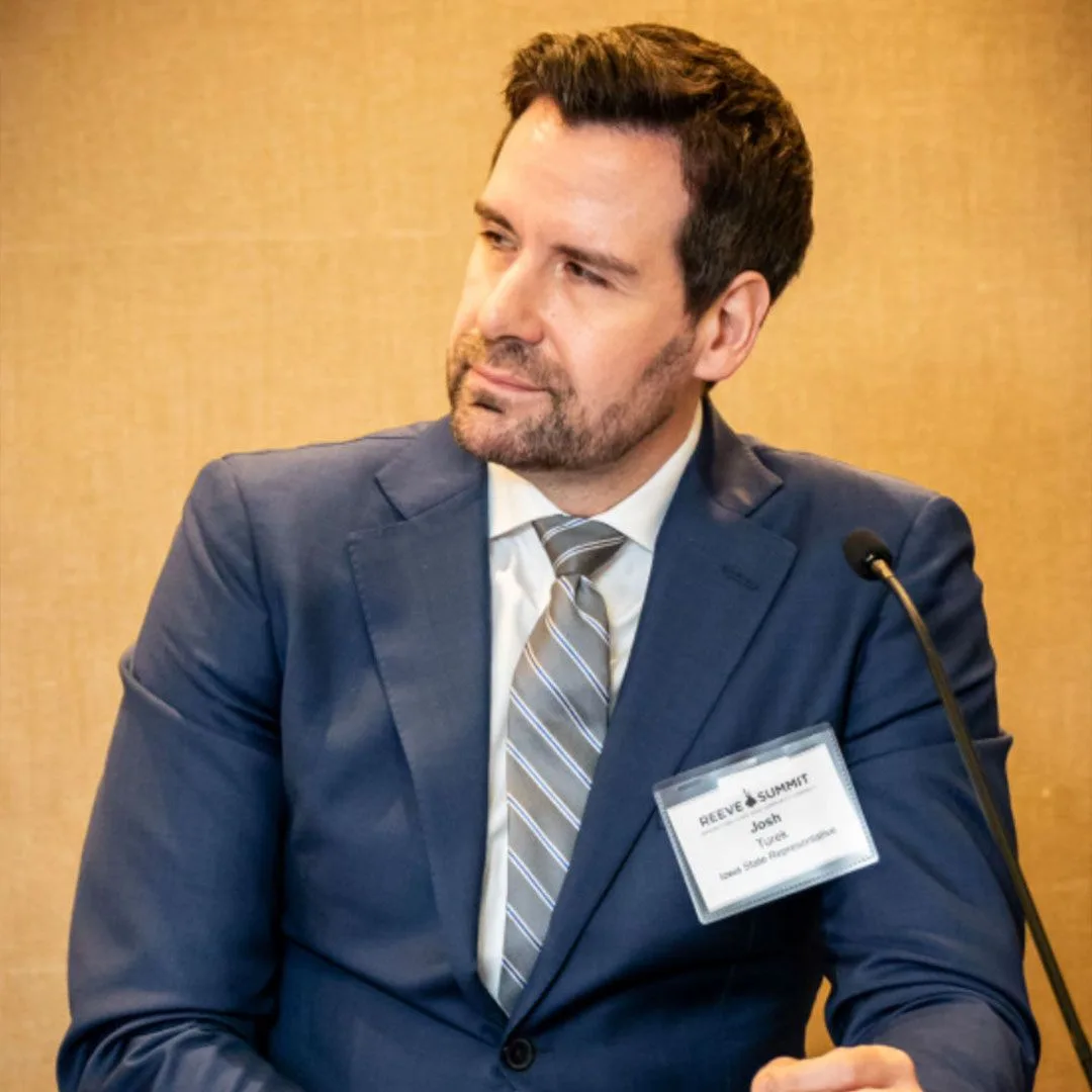 Joshua Turek — Photo